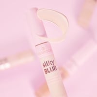 essence Silky Blur Hydrating Longwear Concealer 20 10ml