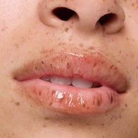 essence The Super Peptide Glossy Lip Treatment 01 Peptacular! 10ml
