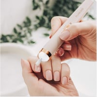 Finishing Touch Flawless™ Salon Nails