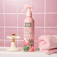 Flora & Curl hydrate me. Rose ماء Curl بخاخ 250ml