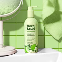 Flora & Curl strengthen me. Baobab Marula Restorative Bonding Mask 300ml (10.1floz)