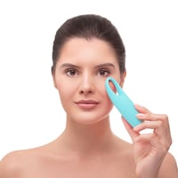 FOREO IRIS™ Illuminating Eye Massager Mint