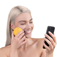 FOREO LUNA™ fofo Facial Cleansing Brush Sunflower Yellow