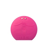 FOREO LUNA™ fofo Facial Cleansing Brush Fuchsia