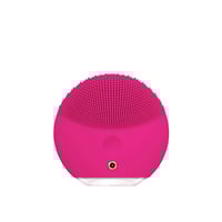 FOREO LUNA™ mini 3 Smart Facial Cleansing Massager Fuchsia
