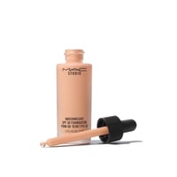 M.A.C Cosmetics Studio Waterweight Foundation SPF30 NW30 30ml