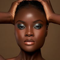 Danessa Myricks Beauty Infinite Chrome Flakes Moonlight 3.8g (0.13oz)