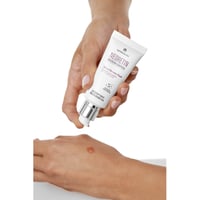 Neoretin Discrom Control Serum Booster Fluid Dark Spots 30ml