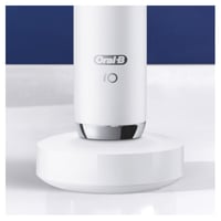 Oral-B iO™ Series 7W White Alabaster Electric Toothbrush