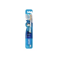 Oral-B Pro-Expert Pro-Flex Toothbrush Medium