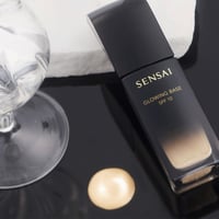 SENSAI Glowing Base SPF10 30ml