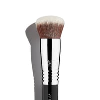 Sigma Beauty F82 Round Kabuki™ Brush x1