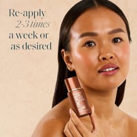 St. Tropez Sunlit Skin Bronzing Tint + Tan 30ml