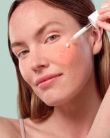 Uriage Roseliane Visible Redness-Neutralizing Smoothing Serum 30ml