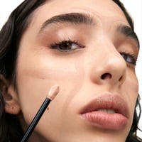 Yves Saint Laurent Correcteur « All Hours Precise Angles » MC2 15 ml