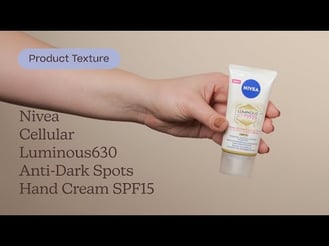 Nivea Cellular Luminous630 Anti-Dark Spots Hand Cream SPF15 Texture | Care to Beauty