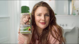 How to Apply Nutrisse | Hair Color 101 | Garnier Hair Color x Drew Barrymore