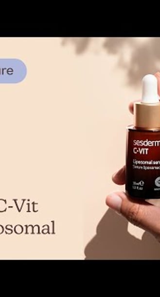 Sesderma C-Vit Serum Liposomal Texture | Care to Beauty