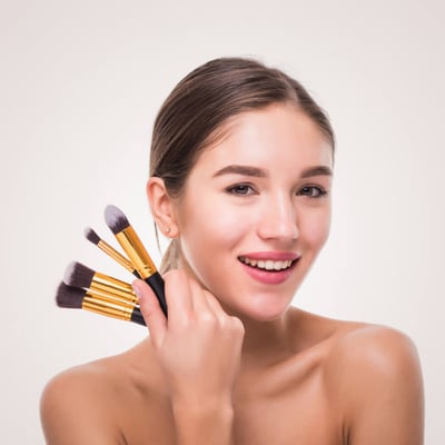 9 Essential Makeup Brushes for your Beauty Kit