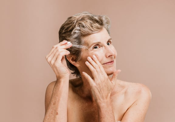 How to Manage Skin Conditions During Menopause