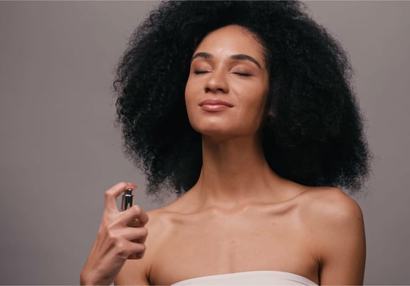 How to Apply Perfume for Long-Lasting Scent