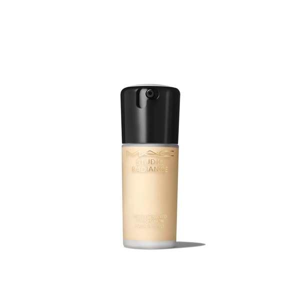 M.A.C Cosmetics Studio Radiance Serum-Powdered Foundation