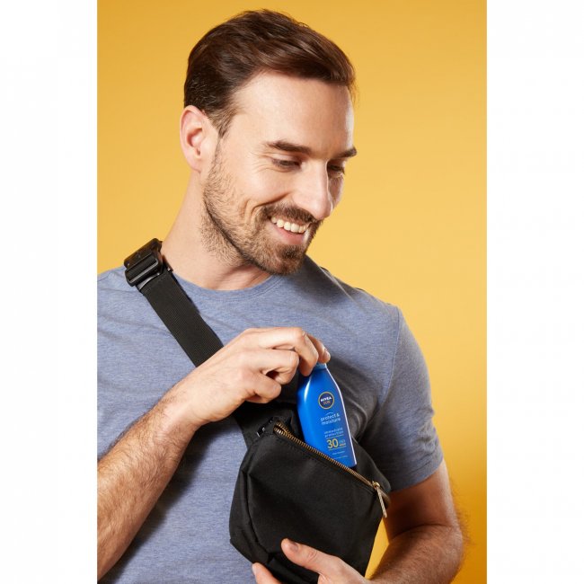 Comprar TRAVEL SIZE Nivea Sun Protect & Moisture Lotion SPF30 100ml